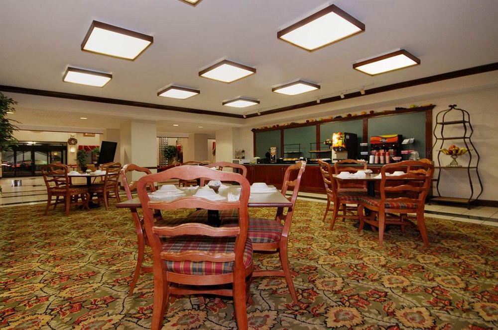 Red Roof Inn & Suites Newnan Eksteriør billede