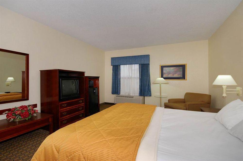 Red Roof Inn & Suites Newnan Eksteriør billede