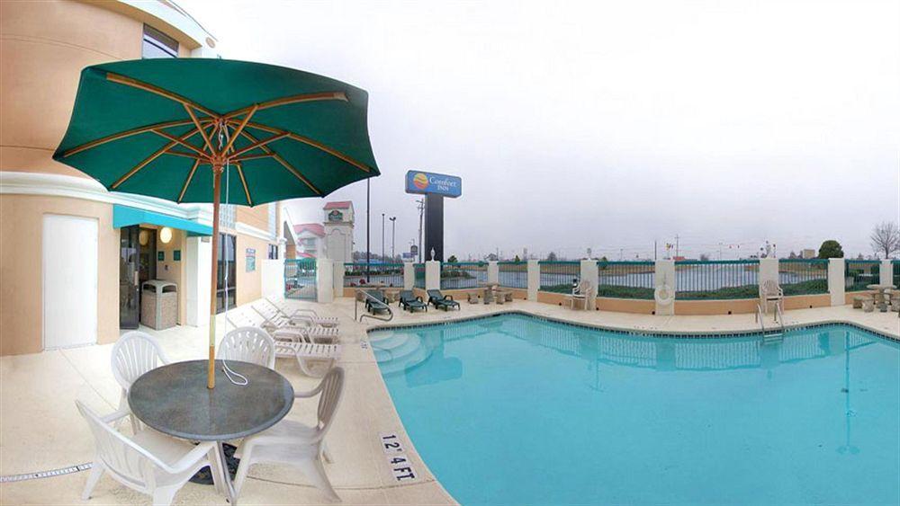 Red Roof Inn & Suites Newnan Eksteriør billede