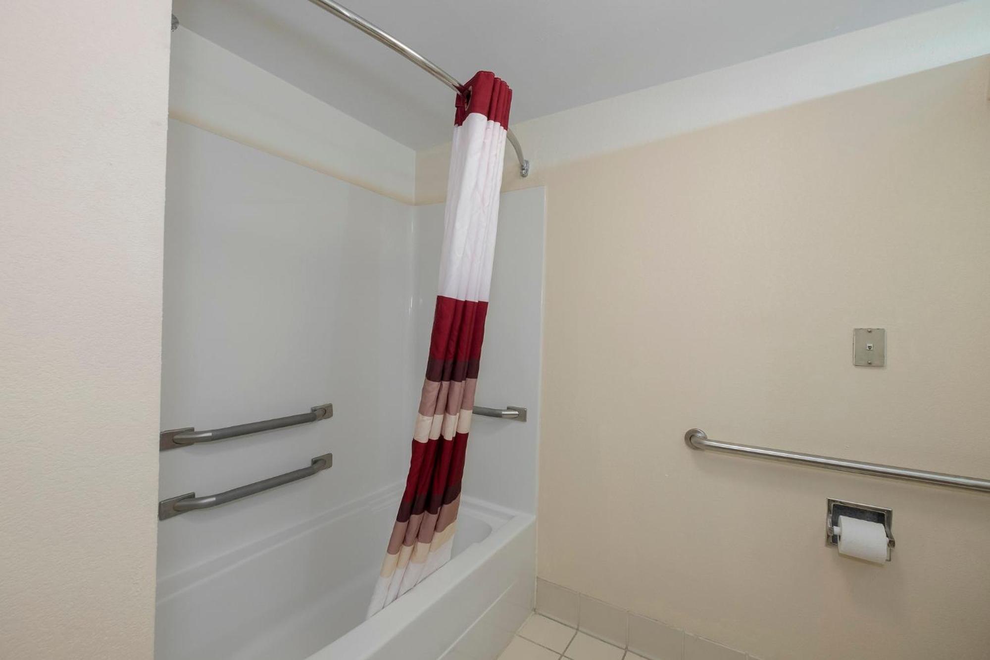Red Roof Inn & Suites Newnan Eksteriør billede