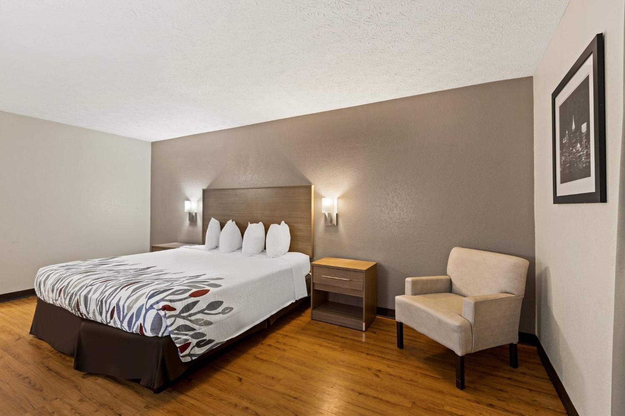 Red Roof Inn & Suites Newnan Eksteriør billede